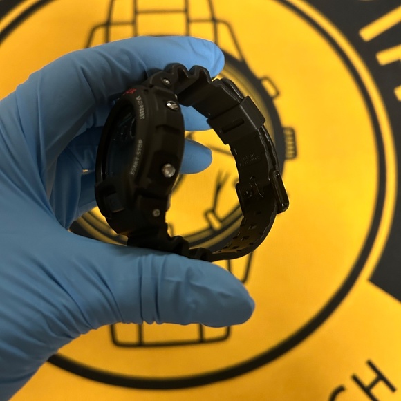 Casio G-Shock DW-9052 – Black Digital Watch, Shock Resistant, Illuminator - Picture 4 of 10